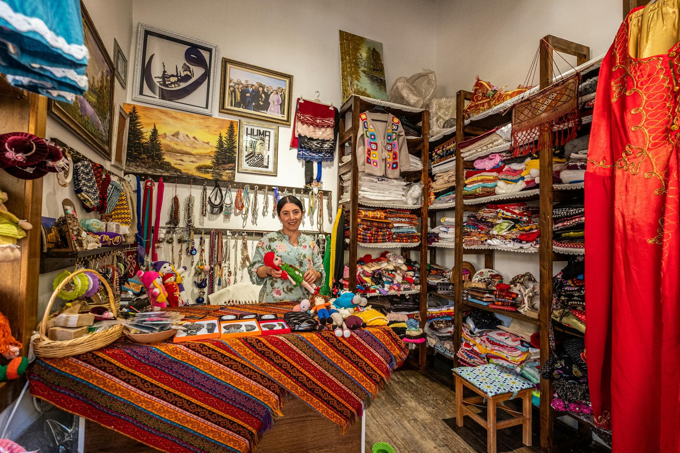 Wall hangings and decor